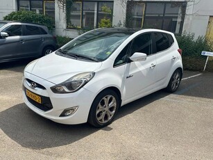 Hyundai ix20 1.6i i-Catcher / Panodak/ Navigatie