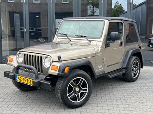 Jeep Wrangler 2.4i Softtop 2005 Leer / LMV (bj 2005)