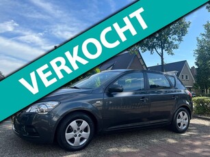 Kia Cee'd 1.6 CVVT X-ecutive AUTOMAAT 88.000 KM NL-AUTO-NAP.