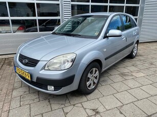 Kia Rio 1.4 All Stars ( BESTEMD VOOR EXPORT)