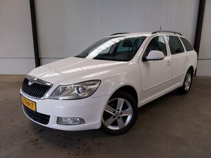 Škoda Octavia Combi 1.6 TDI Greentech Ambition NAVI CRUISE