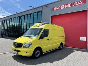 Mercedes-Benz Sprinter Ambulance (bj 2018, automaat)