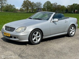 Mercedes SLK 320 V6 Nieuwe APK!