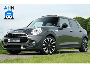 Mini Cooper S Chili 2.0 / 192PK / Pano / Navi / Head-UP /