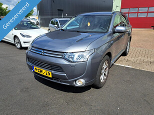 Mitsubishi Outlander 2.0 PHEV Executive GERESERVEERD!!!!!!!!!