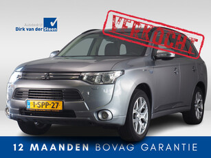 Mitsubishi Outlander 2.0 PHEV Instyle | Panoramadak | Stoelverwarming | Achteruitrijcamera | Navigatie | Bluetooth | Cruise Control | Lederen bekleding