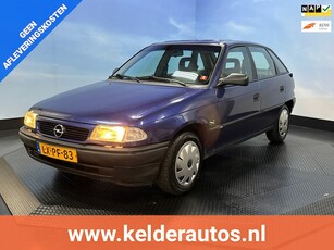 Opel Astra 1.6i Young