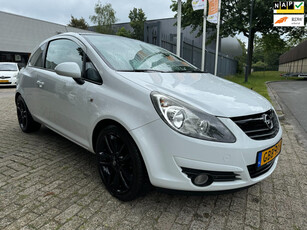 Opel CORSA 1.2-16V Sport color edition, airco, elec pakket 17 inch, getint glas, centr- vergr, nwe apk, 103.314 km *rijklaarprijs*