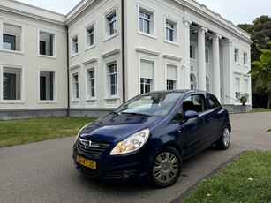 Opel Corsa 1.4-16V NIEUW MODEL (bj 2007)