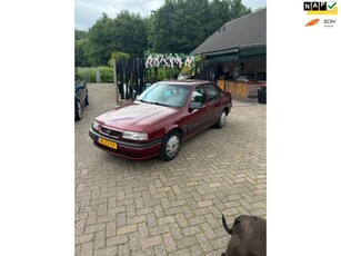 Opel Vectra 1.6i GL kat.