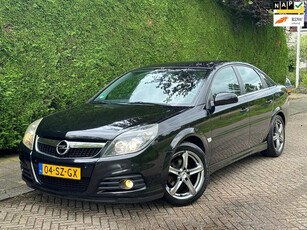 Opel Vectra GTS 1.8-16V Executive