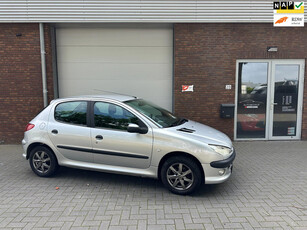 Peugeot 206 1.1 XR Challenge|NIEUWE APK|5 DEURS