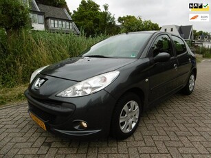 Peugeot 206 + 1.4 Urban Move 5 deurs Airco 157.000km Zuinig