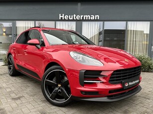 Porsche Macan 2.0T Automaat/ Zwart Optiek/ Panodak/ Facelift