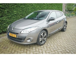 Renault Megane 1.4 TCe Bose NAVI CRUISE NIEUWE APK