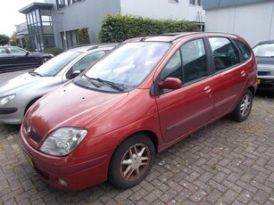 Renault Scénic 1.6-16V Expression Sport ( LOOP/SLOOP )