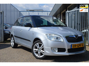 Skoda Fabia 1.6-16V Sport 5 drs Airco Cruise NAP APK