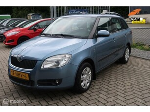 Skoda Fabia Combi 1.6-16V TREKHAAK,AIRCO,CRUISECONTROL