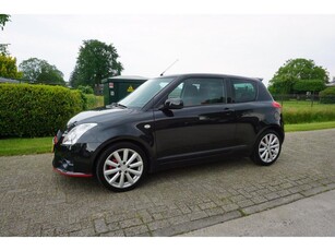 Suzuki Swift 1.6 Sport lees advertentie en bekijk de foto's