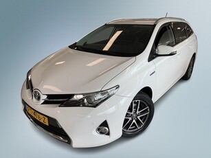 Toyota Auris Touring Sports 1.8 Hybrid Dynamic Edition PDC