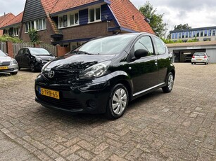 Toyota Aygo 1.0 VVT-i Now CarPlay/Navi/Airco/Bluetooth