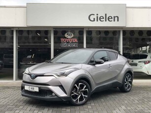 Toyota C-HR 1.8 Hybrid Bi-Tone Plus | LED Pakket, Navigatie, Stoel + Stuurverwarming, Dodehoekherkenning, Parkeersensoren, Keyless