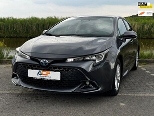 Toyota Corolla Hybrid 140 Active comfort Carplay / navi /