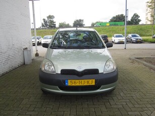 Toyota Yaris 1.0-16V VVT-i Terra