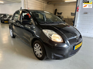 Toyota Yaris 1.0 VVTi Acces