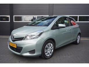 Toyota Yaris 1.3 VVT-i Aspiration Aut/Airco/Camera/CC