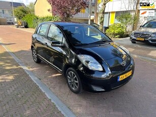 Toyota Yaris Tweede eigenaar / Airco / 6 bak / 106.000 NAP