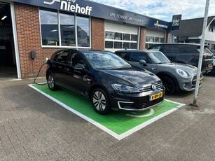 Volkswagen e-Golf E-DITION Subsidie 2000,- is nog aan te