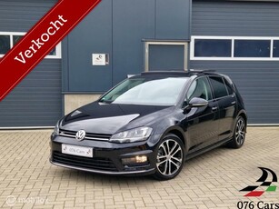 Volkswagen Golf 1.4 TSI DSG ACT R-Line / 67 DKM / PANO /