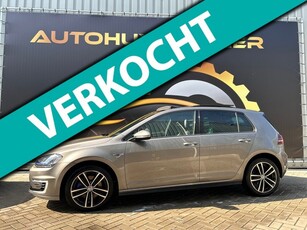 Volkswagen Golf 1.4 TSI GTE Connected Series