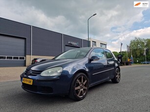 Volkswagen Golf 1.6 FSI Comfortline AIRCO CRUISE CONTROL