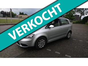 Volkswagen GOLF 1.6 FSI Comfortline met Nieuwe Apk ! inruil