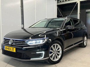 Volkswagen Passat Variant 1.4 TSI GTE / Pano / Trekhaak /