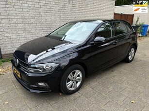 Volkswagen Polo 1.0 TSI Apple CarPlay Navi