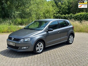 Volkswagen Polo 1.2 High line I NWE KETTING I CRUISE I CLIMA I PDC I LEDER