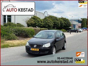 Volkswagen Polo 1.2 Optive AIRCO/ELEKTR. RAMEN! 1 JAAR APK!