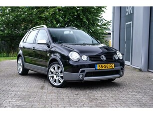 Volkswagen Polo 1.4-16V FUN Zwart Climatic Nette auto