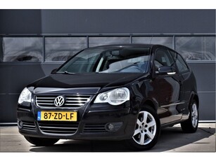 Volkswagen Polo 1.6-16V Optive Leer/Lmv/Clima Nap