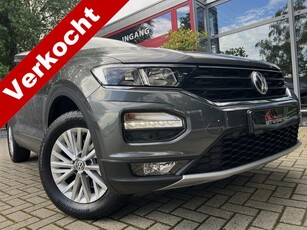 Volkswagen T-Roc 1.0 TSI 116PK STYLE *!* NAVI/ CARPLAY/