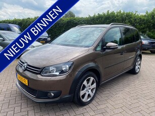 Volkswagen Touran 1.4 TSI Cross Navi Cruise Tr.haak