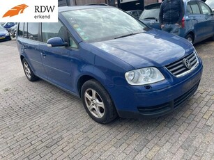 Volkswagen Touran 1.9 TDI *Startmotor defect (bj 2005)