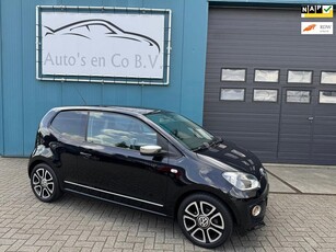 Volkswagen Up! 1.0 high up! BlueMotion Airco Navi 16