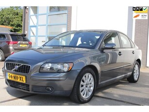 Volvo S40 2.4i Exclusive Automaat / Airco / Elec ramen /