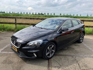 Volvo V40 2.0 D2 R-Design Business