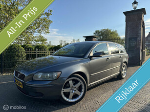 Volvo V50 2.4i 140PK CRUISE/TREKHAAK/CLIMA/NIEUWE APK