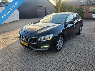 Volvo V60 2.0 D4 Momentum Apk,Nap,Airco,Schade